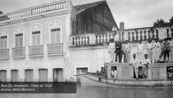 Rua Cel. Alexanzito. Cheia de 1924. Abílio Monteiro